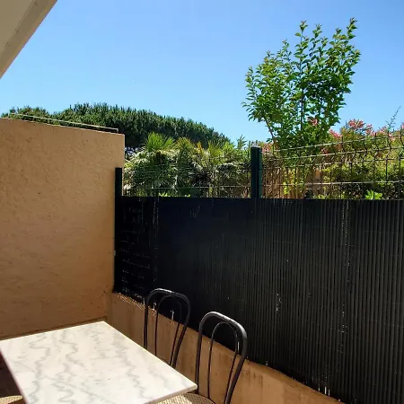 Mar Y Sol T2 En Duplex 34m2 Terrasse 2 Personnes Apartman Fréjus